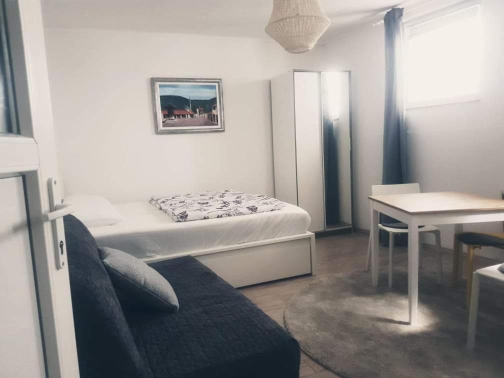 Studio Apartments Siesta SJJ Buitenkant foto